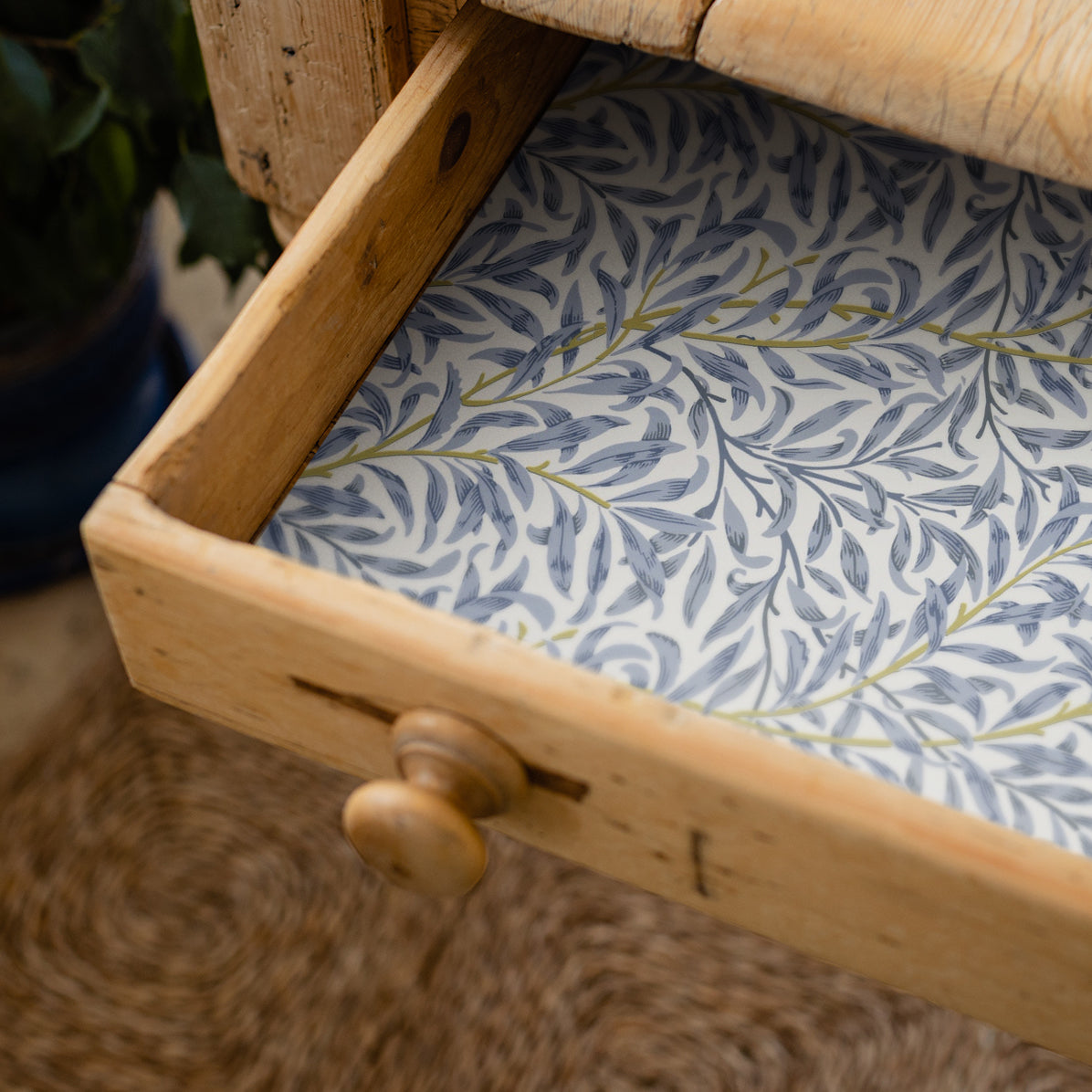 Blue WILLOW William Morris | Scented Drawer Liners in 2 Fragrances.