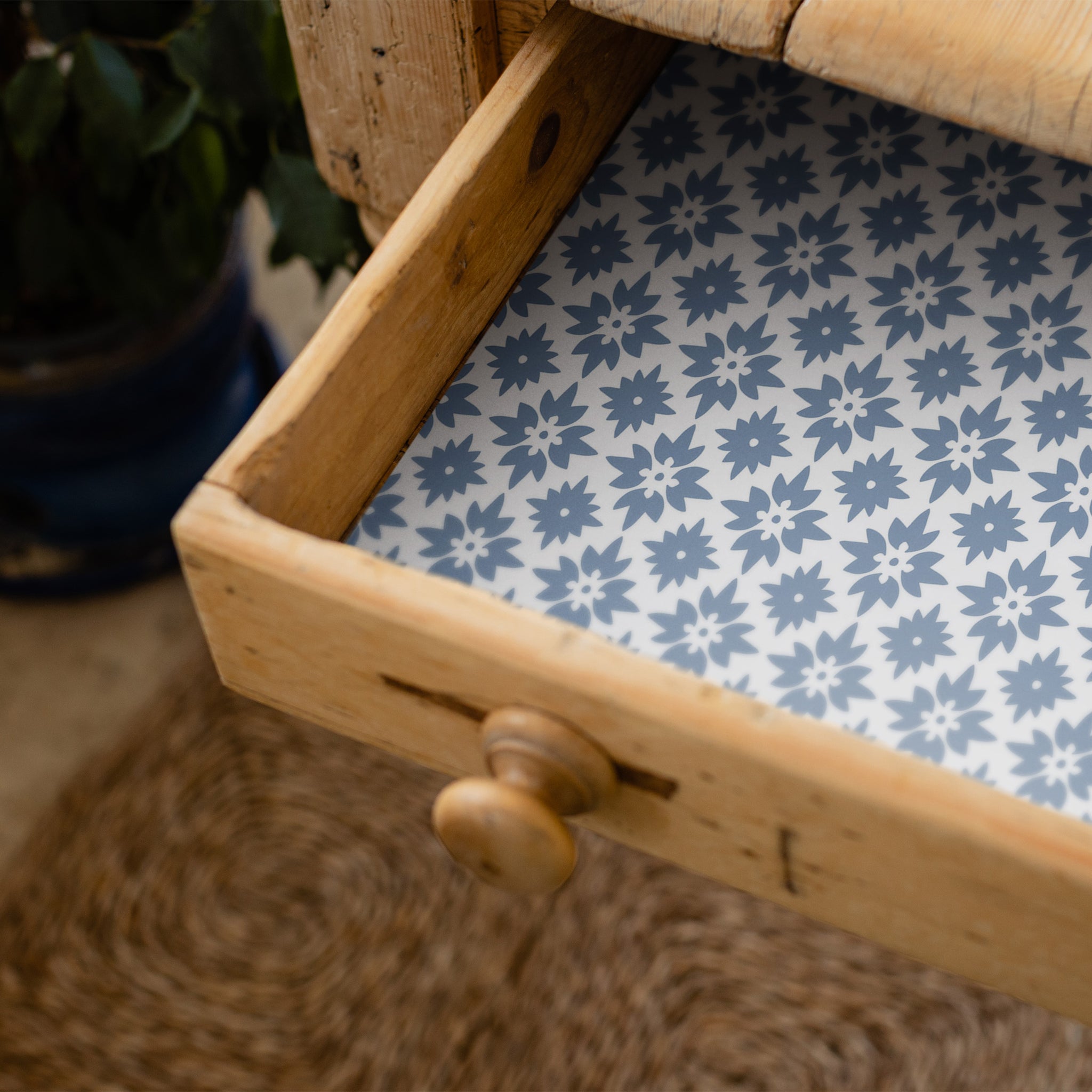 Wipe Clean & Unscented Drawer Liners with a MOROCCAN MOSAIC Design