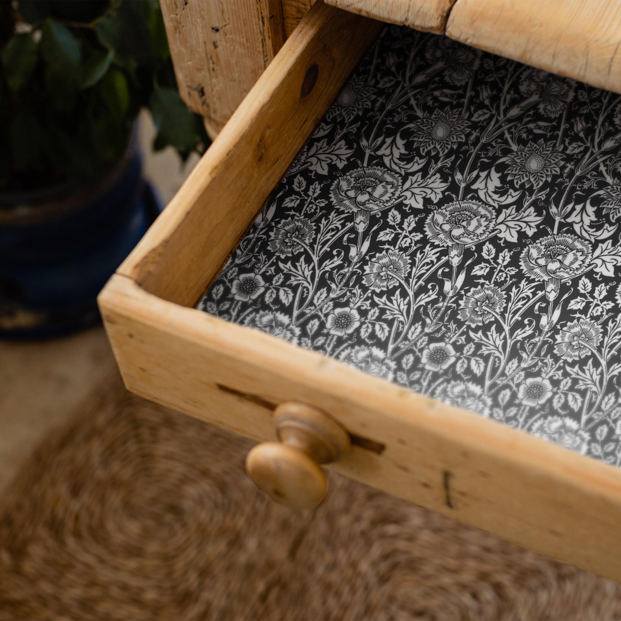 SIMPLY DRAWER LINERS