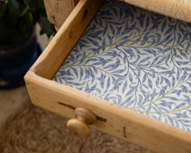 BLUE William Morris Scented Drawer Liners